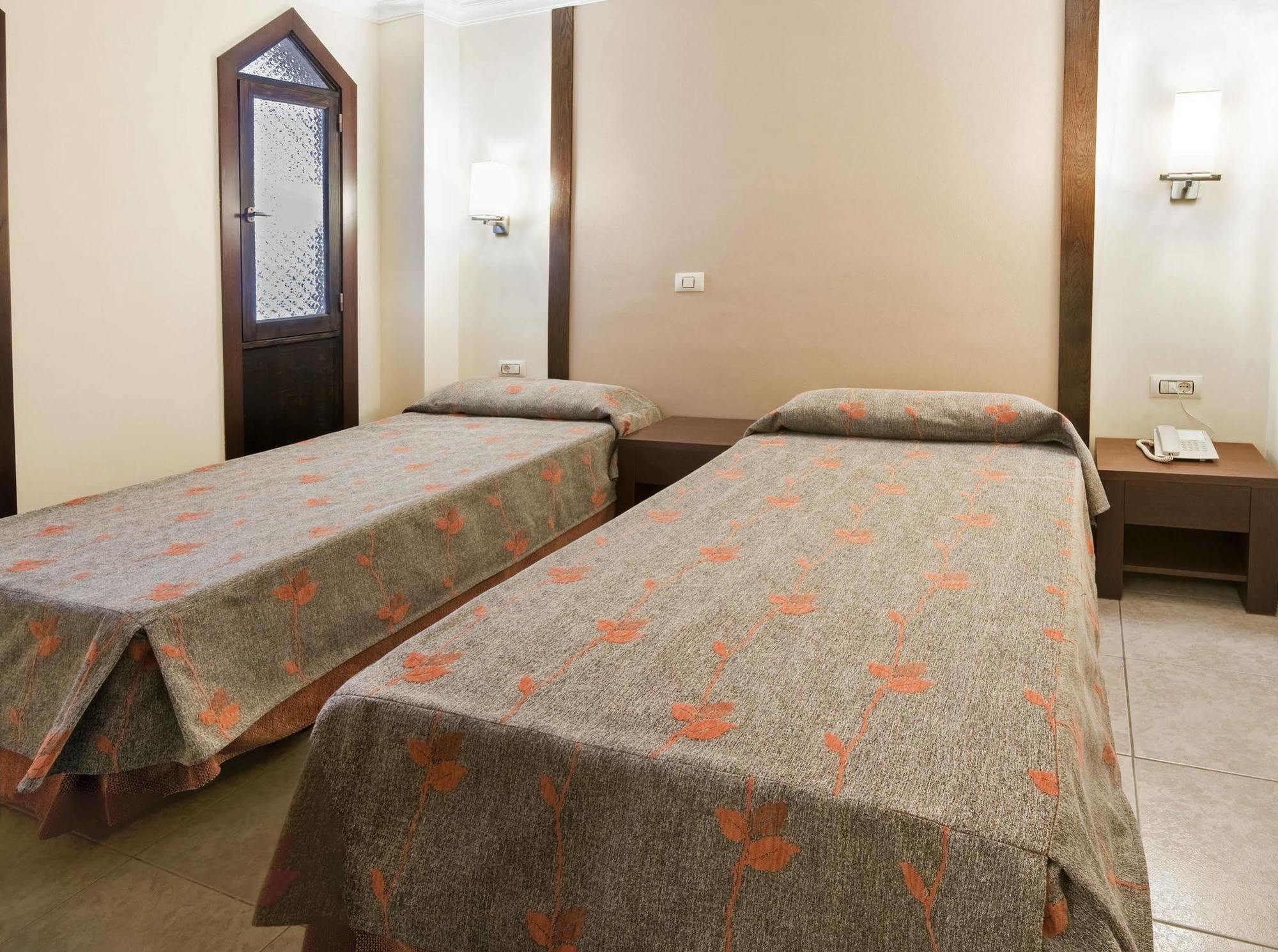 Kn Aparthotel Columbus Playa de las Americas  Esterno foto